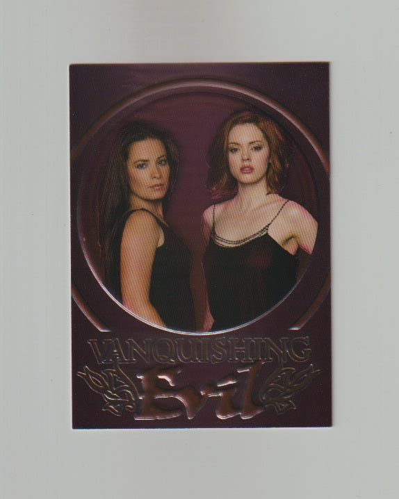 2004 Charmed Connections Vanquishing Evil #VE4 Piper & Paige