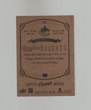 Load image into Gallery viewer, 2015-16 Upper Deck Champs Gold Variant Front #261 Jared McCann
