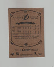 Load image into Gallery viewer, 2015-16 Upper Deck Champs Gold Variant Front #285 Steven Stamkos
