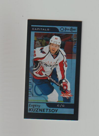 2017-18 O-Pee-Chee Mini Black #M-45 Evgeny Kuznetsov