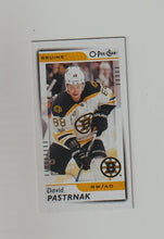 Load image into Gallery viewer, 2017-18 O-Pee-Chee Mini #M-13 David Pastrnak
