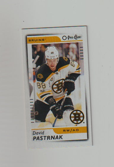 2017-18 O-Pee-Chee Mini #M-13 David Pastrnak