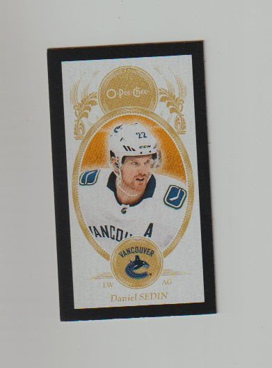 2018-19 O-Pee-Chee Mini Black #M-29 Daniel Sedin