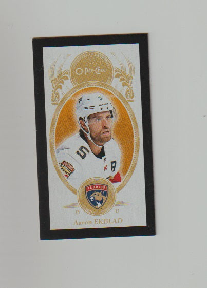 2018-19 O-Pee-Chee Mini Black #M-33 Aaron Ekblad