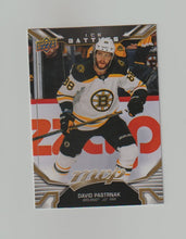 Load image into Gallery viewer, 2022-23 Upper Deck MVP Ice Battles Gold #5 David Pastrnak
