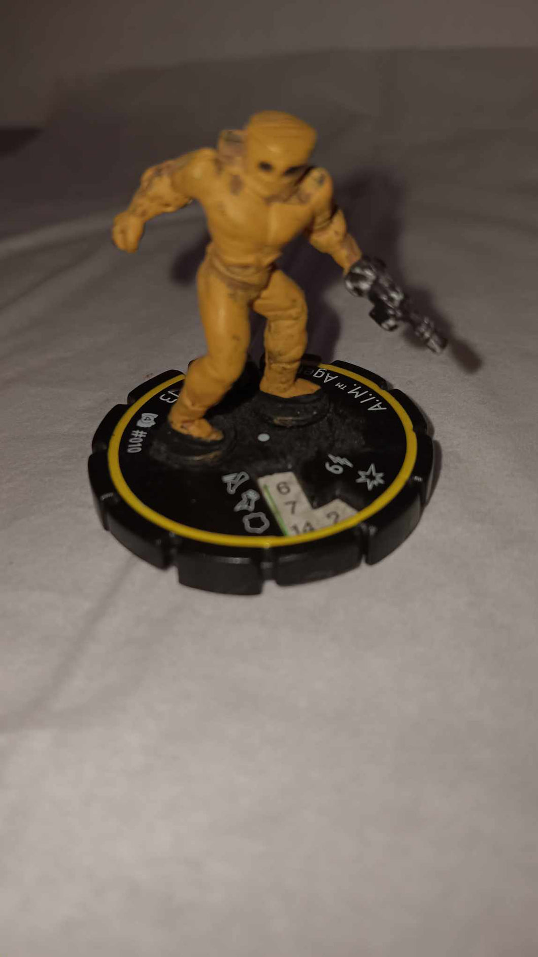 2002 Heroclix Marvel Clobberin Time #010 A.I.M. Agent Rookie