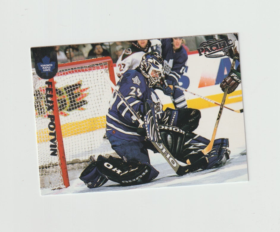 1998-99 Pacific #29 Felix Potvin
