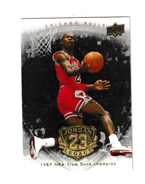 2009-10 Michael Jordan Legacy Collection Gold #18 Michael Jordan