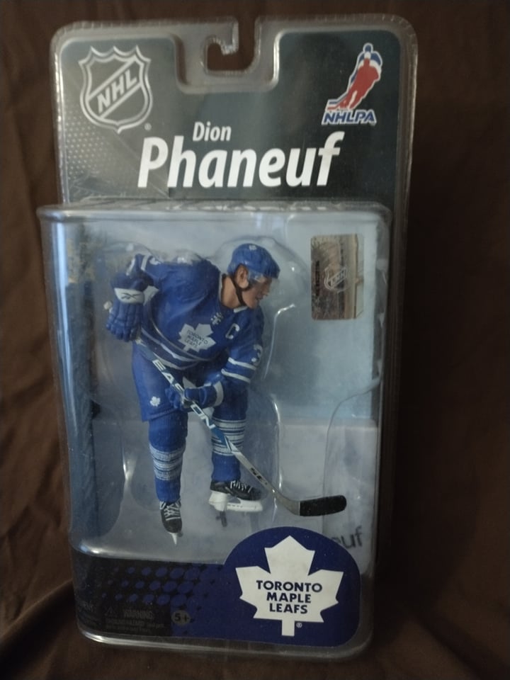 2010 Grosnor Exclusive Series 4 Dion Phaneuf Blue variant