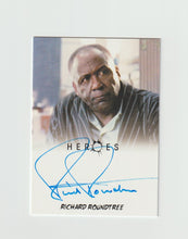 Load image into Gallery viewer, 2010 Heroes Archives Autographs Richard Roundtree as Charles Deveaux
