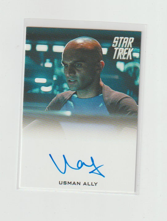 2014 Star Trek Movies Autographs Into Darkness Vertical Usman Ally as Bridge Officer