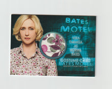 Load image into Gallery viewer, 2016 Bates Motel Season 2 Costumes #CVF4 Vera Farmiga as Norma Bates
