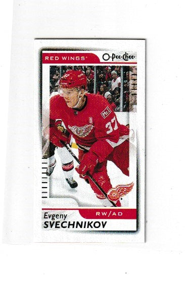 2017-18 O-Pee-Chee Mini #M-48 Evgeny Svechnikov