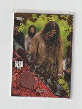 Load image into Gallery viewer, 2017 Walking Dead Season 7 Walker Relics Mud #R-W4 Walkers
