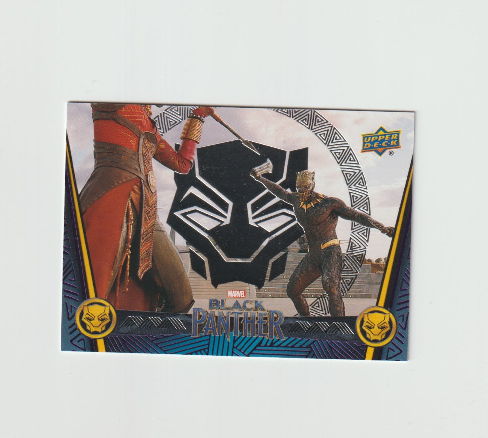 2018 Black Panther Silver #82 Okoye Takes on Killmonger